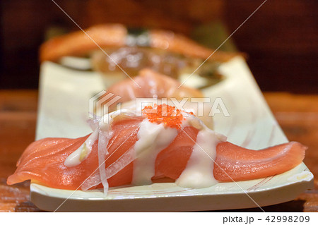 サーモン シーフード 魚 42998209