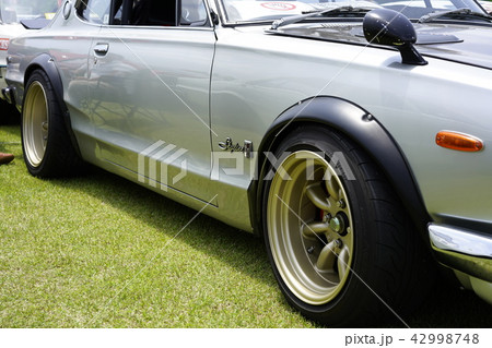 マイナーチェンジを受けたスカイラインGT-Rハコスカ70mmホイールベースを短縮2ドアハードトップ マイナーチェンジを受けたスカイラインGT-Rハコスカ70mmホイールベースを短縮2ドアハードトップ 42998748