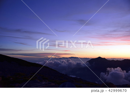 夕暮れの南岳キャンプ場 夕暮れの南岳キャンプ場 42999670