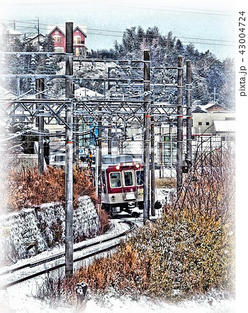 雪景色の近鉄電車 1のイラスト素材