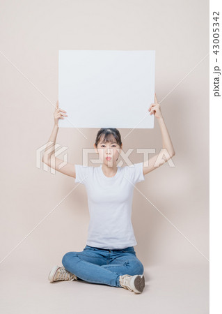 女性 女 女の子 43005342