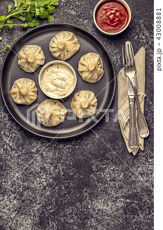 Traditional steamed dumplings Khinkali  43008881