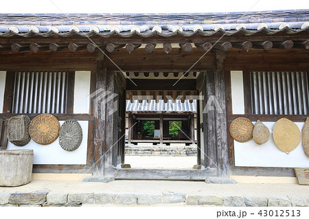 古典的な 韓屋 伝統 43012513