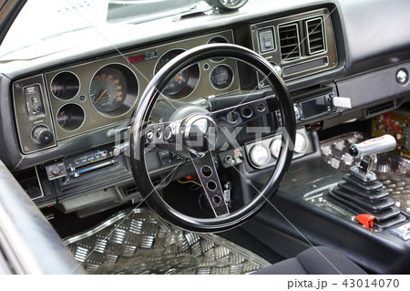 NOS仕様シボレーカマロZ-28排出ガス規制の影響で姿を消したマッスルカー,ポニーカーボンドカー 43014070