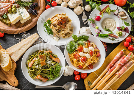 イタリアンパスタ Fettuccine pasta Italian cuisine イタリアンパスタ Fettuccine pasta Italian cuisine 43014841