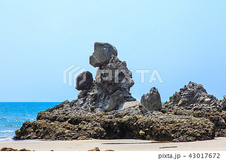人形岩 【鹿児島県薩摩川内市】 人形岩 【鹿児島県薩摩川内市】 43017672