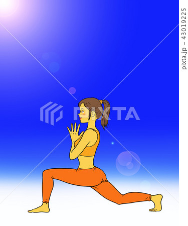 ヨガフィットネスをする女性(青空) ヨガフィットネスをする女性(青空) 43019225