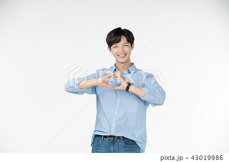 大学生 表情 男 43019986