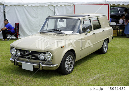 イタリア国内で原型をとどめた個体がない1968年式アルファロメオ ジュリアスーパー ジャルディネッタ イタリア国内で原型をとどめた個体がない1968年式アルファロメオ ジュリアスーパー ジャルディネッタ 43021482