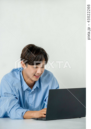 男 男性 男の子 43022266