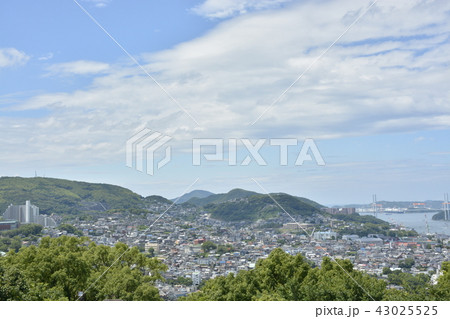 長崎市街地の都市風景 43025525