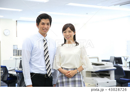 働く男女 働く男女 43028726