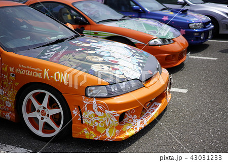 痛車カーラッピング車萌車キャラクター若者イベント派手華やか秋葉系デザイン装飾おたく文化ファン活動広告 痛車カーラッピング車萌車キャラクター若者イベント派手華やか秋葉系デザイン装飾おたく文化ファン活動広告 43031233