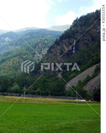 スイスアルプス　ベルニナ急行　スイス　北イタリア 43033354