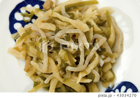 沖縄料理 千切りイリチー（切り干し大根の含め煮） 43034270