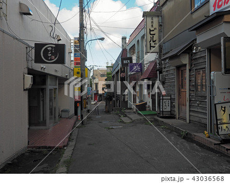 街角　小樽　はしご通り 43036568