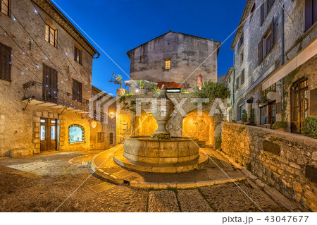 Fountain at dusk in Saint Paul de Vence, France Fountain at dusk in Saint Paul de Vence, France 43047677