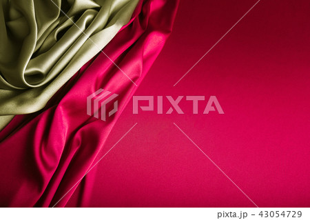 gold and wine red satin 43054729