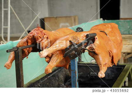 Grilled lamb meat 43055692