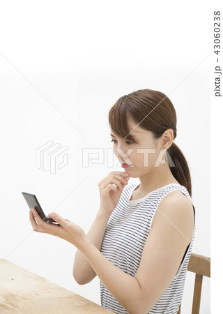 女性 化粧 女性 化粧 43060238