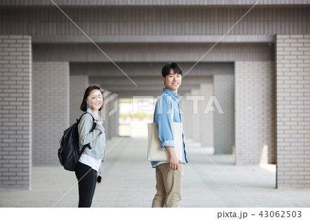 恋人 友達 友人 43062503