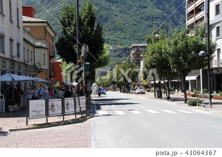 ティラーノの街並み（イタリア） 43064367