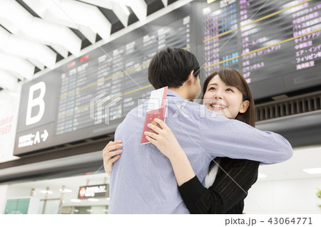 空港　到着ロビー 43064771