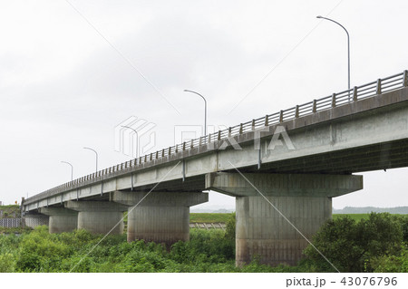 橋　高架橋　自動車道 43076796