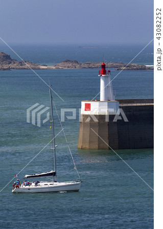 Yacht entering the port of Saint Malo - France Yacht entering the port of Saint Malo - France 43082252