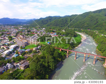 上空から眺めた「荒川橋梁」〜ドローンで空撮(埼玉県秩父郡長瀞町長瀞・皆野町下田野) 上空から眺めた「荒川橋梁」〜ドローンで空撮(埼玉県秩父郡長瀞町長瀞・皆野町下田野) 43090193