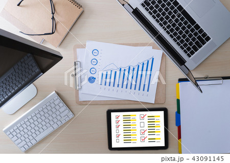 Online Reviews Evaluation time for review Online Reviews Evaluation time for review 43091145