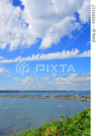 北海道 霧多布 アゼチの岬より霧多布大橋方面を望む 北海道 霧多布 アゼチの岬より霧多布大橋方面を望む 43094117