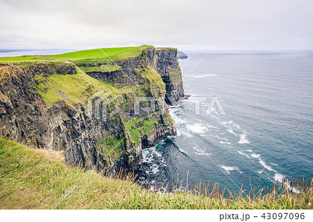 Cliffs of Moher 43097096
