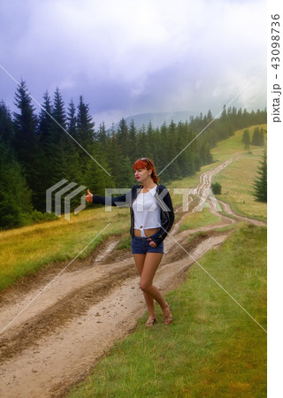 hitch hiker Girl 43098736