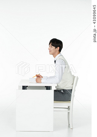 男 男性 男の子 43099645