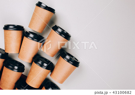 many cups of coffee to go 43100682