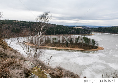 Frozen Lake and Island with trees. Sec Dam Frozen Lake and Island with trees. Sec Dam 43101071