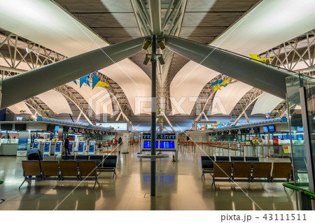 関西国際空港 国際線出発フロア 43111511
