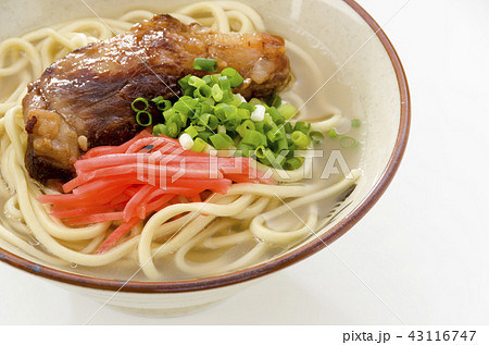 沖縄そば　軟骨ソーキそば 43116747