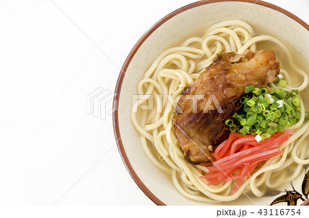 沖縄そば　軟骨ソーキそば 43116754