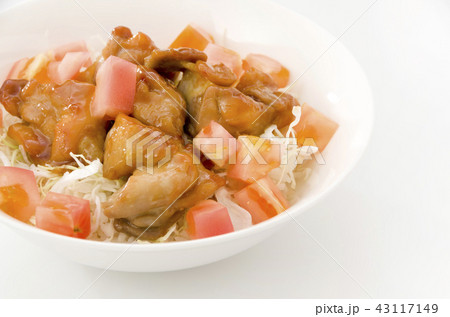 チキン唐揚げ丼 チキン唐揚げ丼 43117149