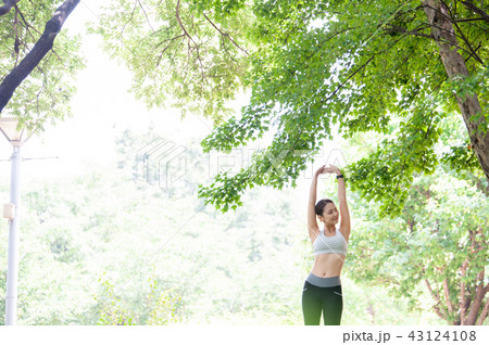 女性 女 女の子 43124108