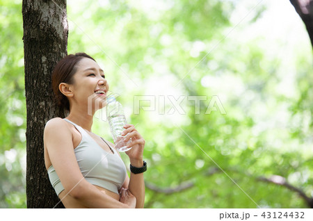 女性 女 女の子 43124432