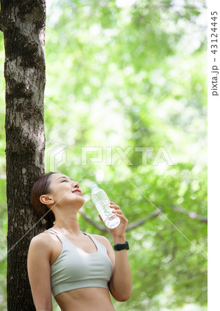 女性 女 女の子 43124445