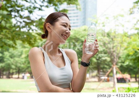 女性 女 女の子 43125226