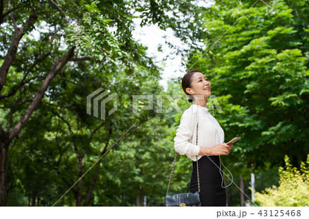 女性 女 女の子 43125468