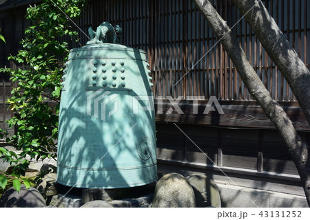 西新井大師　鐘 43131252