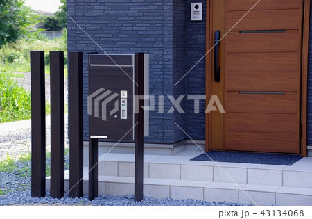 宅配ボックス　宅配便ボックス 43134068