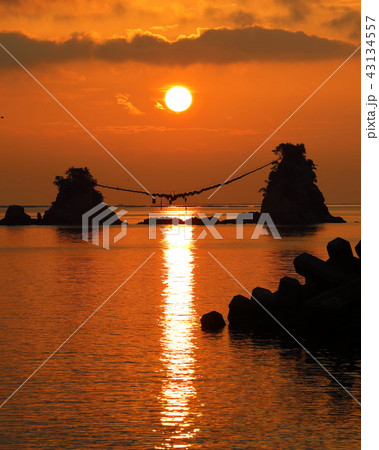 豊後二見ヶ浦の朝日 豊後二見ヶ浦の朝日 43134557