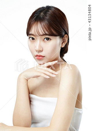 韓国人 ビューティー 若い女性 43134804